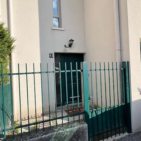 Maison Familiale Avec Jardin 8eme Villa